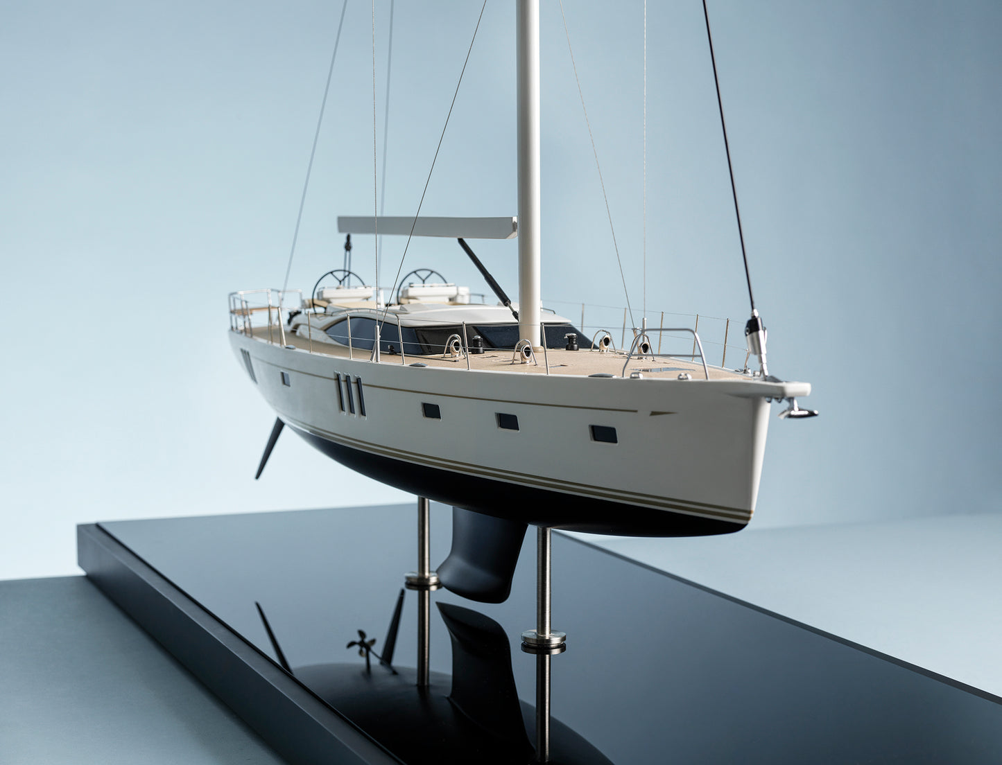 Oyster Full Model with full mast