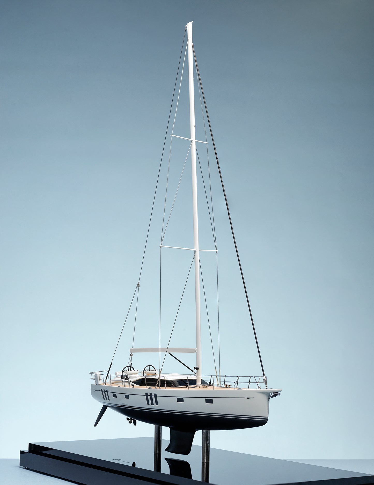 Oyster Full Model with full mast